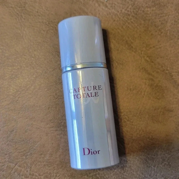 DIOR CAPTURE TOTALE MULTI PERFECTION CONCENTRATED SERUM USED CHRISTIAN 1… - Picture 1 of 4